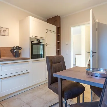 Holiday home Duenengras Duenengras 1